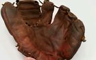 A2380 Baseball Snap 1941 Glove Action Vintage Johnny Wilson