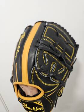 Px1200dbhrht Buckler Ftphalanxft Series - Pitchers Glove Px1200dbhrht Buckler Ftphalanxft Series - Pitchers Glove