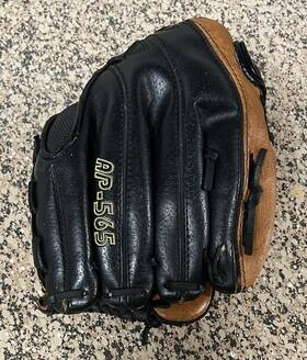 Ap-565 Champro Performance Model Left Hand Baseball Glove 11 Inch