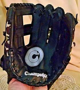 6w01l12 Champstar Baseball Glove Made China Black Camouflage Youth Size Used 6w01l12 Champstar Baseball Glove Made China Black Camouflage Youth Size Used