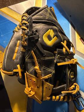 A085di115 Demarini Diablo Fully Broken In 11.5 Inch Baseball Softball Glove Right Hand Throw A085di115 Demarini Diablo Fully Broken In 11.5 Inch Baseball Softball Glove Right Hand Throw