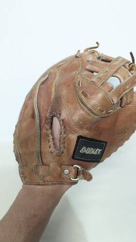 Dfg-900 Dudley Thunder Softball Catchers Mitt Right Hand Throw Big Pocket 42-345