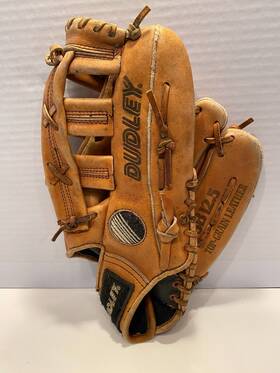 42-039 Dudley Spalding Sb 12.5 Series Leather Softball Glove Coolmax Lining Rht