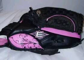 Fpt12 Easton 040226189081 12 Inch Black And Pink Girls Baseball/softball Glove Rht