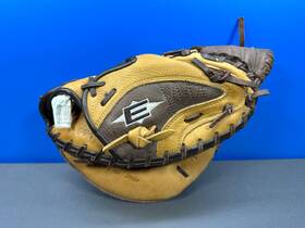 Easton 085925704882 Stb 22 Stealth Baseball Catchers Glove Mitt Rht Right Hand Throw Youth Easton 085925704882 Stb 22 Stealth Baseball Catchers Glove Mitt Rht Right Hand Throw Youth