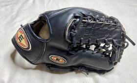151b Easton E-pro Professional Series 11.75 Rht 151b Easton E-pro Professional Series 11.75 Rht