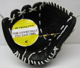 Stfp1250bkwh Easton 628412102565 Stealth Fast Pitch Softball Mitt Lht Womans New W Tag Stfp1250bkwh Easton 628412102565 Stealth Fast Pitch Softball Mitt Lht Womans New W Tag