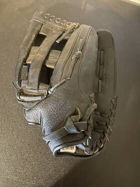 Bl1275 Easton Blackstone Black Baseball Glove 12.75 Inch Rht