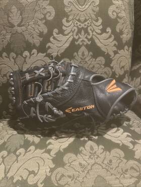 Emkc3 Easton Ekmc3 Mako Comp/pro First Baseman S Baseball Glove 12.75 Inch Left Hand Throw Emkc3 Easton Ekmc3 Mako Comp/pro First Baseman S Baseball Glove 12.75 Inch Left Hand Throw