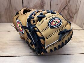 Epro22tb Easton E Pro 33.5 Inch Rht Catchers Mitt
