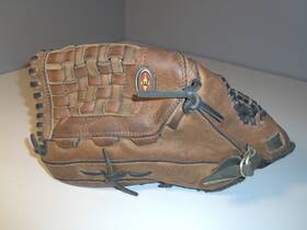 Eps55 Easton Professional Lht Glove 12 1/4 Usa Tanned Leather Vrs Gel Pad
