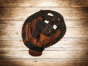 Gs20w Easton Genuine Series Baseball Softball Catchers Mitt Right Hand Thrower