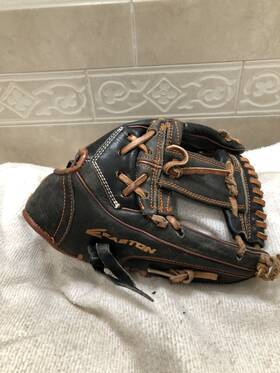Mkey1150bkor Easton Mako Elite Youth Broken In 11.5 Inch Baseball Softball Glove Right Throw