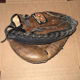 Nat24 Easton Nar24 Catchers Mitt Brown Glove Natural Series Tanned Leather Rht Nat24 Easton Nar24 Catchers Mitt Brown Glove Natural Series Tanned Leather Rht