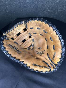Nat33 Easton Women S Inch Vrs Gel Pad Softball Catchers Left Handed Mitt Nat33 Easton Women S Inch Vrs Gel Pad Softball Catchers Left Handed Mitt