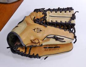 Neb1275 Easton Excellent Neb12 Baseball Glove 12 3/4 Inch Rht Oil Tanned Steer Hide Leather