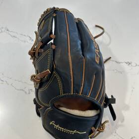 Pch-d35 Easton Professional Hybrid 11.75 Inch Baseball Glove - Lht