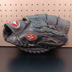 R301 Easton Redline First Base Mitt Black Leather Baseball Glove Rht 12 Inch