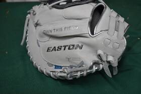 Rudi-2020 Easton Nwt 2020 Jen Schro The Rudi Catchers 34 Inch Softball Glove/mitt 8073468 Rht