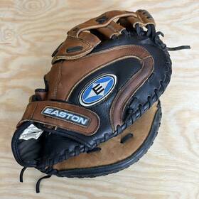 Sfp20 Easton Synergy Leather Fastpitch Catchers Mitt