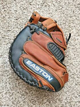 Sfp200y Easton Synergy Leather Fastpitch Catchers Mitt Sfp200y Easton Synergy Leather Fastpitch Catchers Mitt