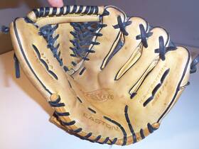Ss1176 Easton Stealth 11 3/4 Inch Pattern Leather Baseball Glove Rht