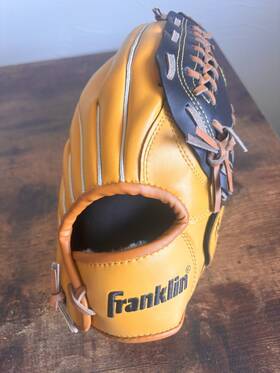 Field Masters 313026477405 Franklin Sports Master Baseball Softball Glove - Adult Youth