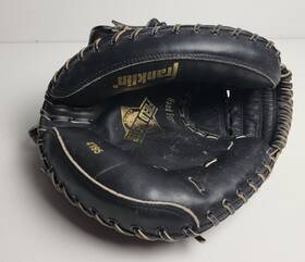 Franklin 025725047956 Field Master 4795 Catchers Mitt Hand Formed Black Right Handed