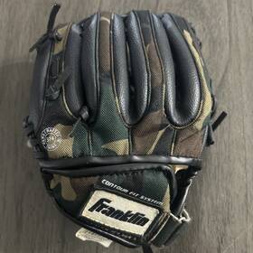 Franklin 025725260119 Rtp Series 9 Inch Youth Baseball T-ball Glove Camo Left Hand Throw Franklin 025725260119 Rtp Series 9 Inch Youth Baseball T-ball Glove Camo Left Hand Throw
