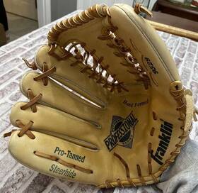 9529 Franklin 025725339341 Professional Series Glove Lht Slow Pitch Baseball Deer Tanned 9529 Franklin 025725339341 Professional Series Glove Lht Slow Pitch Baseball Deer Tanned