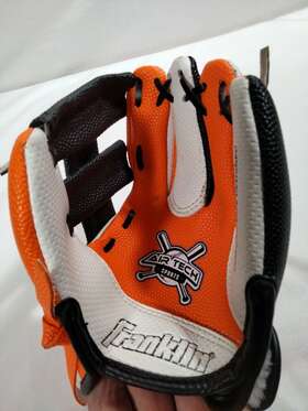 Franklin 025725448951 Youth Baseball Glove Air Tech Sports Rtp 8.5n Orange Black White Franklin 025725448951 Youth Baseball Glove Air Tech Sports Rtp 8.5n Orange Black White