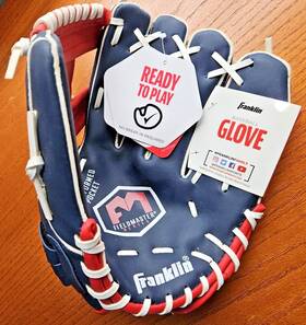 Franklin 025725466245 New Field Master Red/white/blue Youth Baseball/softball Glove 11 Inch