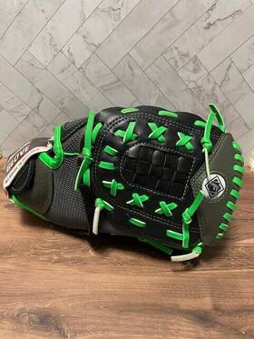 22317-11 Franklin Fastpitch Series Soft Baseball Fielding Glove Rht New With Tags