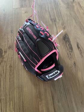22436 Franklin Nwt Pro Series 12 Inch Fastpitch Glove Black Pink Right Hand Throw 22436 Franklin Nwt Pro Series 12 Inch Fastpitch Glove Black Pink Right Hand Throw