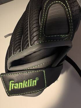 22441-13 Franklin Fastpitch Pro Series Softball Glove 13 Inch Black Gray Synthetic 5 Finger