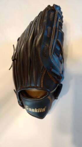 22632-12.5 Franklin Fieldmaster Series 12.5 Inch Black Leather Baseball Softball Glove