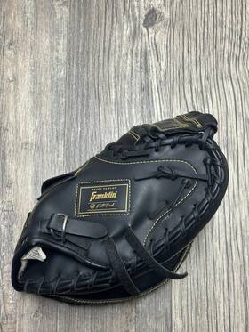 22638-31.5 Franklin 22638 31.5 Inch Fieldmaster Series Catchers Mitt