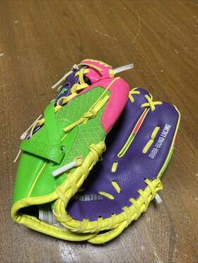 22804 Franklin Mesh Tek Baseball Glove Girls Youth Size 9.5 Inch Pink Purple
