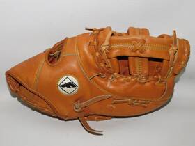 4213 Franklin 13 Inch Leather Adult First Baseman Mitt Glove Right-hand Throw Rht 4213 Franklin 13 Inch Leather Adult First Baseman Mitt Glove Right-hand Throw Rht