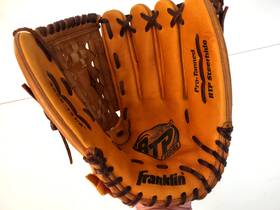 Franklin 4526-13 4526 Rht 13 1/2 Inch In Baseball Softball Glove Rtp Series 13.5 Steerhide