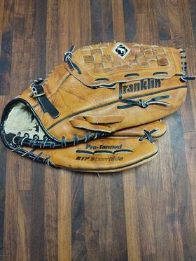 4547 Franklin Rtp Series Baseball Glove Closed Basket Web Mitt 12 1/2 Inch Rht 4547 Franklin Rtp Series Baseball Glove Closed Basket Web Mitt 12 1/2 Inch Rht
