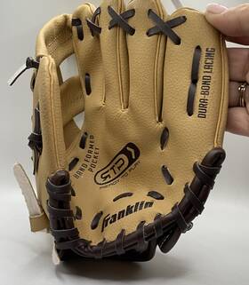 22459 Franklin Sports Youth 8.5 Inch Baseball/softball Glove Ready To Play Rht Nwot Tan