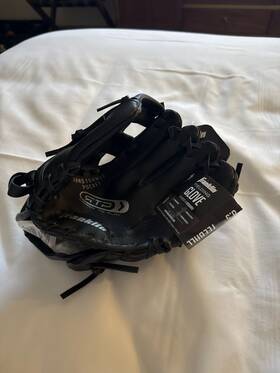 22722-8.5 Franklin Sports 8.5 Inch Performance Teeball Glove Right Hand Throw
