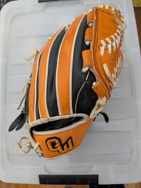 G092 Gloveworks Black And Orange 11.5 Glove - Customized With The Name Will 09 G092 Gloveworks Black And Orange 11.5 Glove - Customized With The Name Will 09