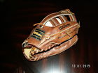 A9834 Grip-tite 4 Professional Pocket Wilson Softball Force Baseball Glove