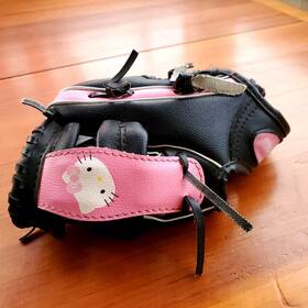 Hello Kitty 035011439006 Baseball Glove Sz 9.5in Right Hand Throw Softball T-ball Youth Clean