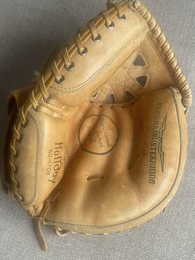 60-1708 Holiday Rare Vintage Professional Model Right Hand Throw Catchers Glove