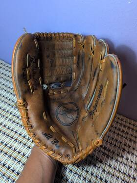 P-1597 K Professional Vintage All Pro 10 Inch Baseball Glove . Left Hand