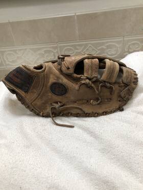 Cf-125 Louisville 125 Series Game Ready 12.75 Inch Baseball First Base Mitt Right Throw