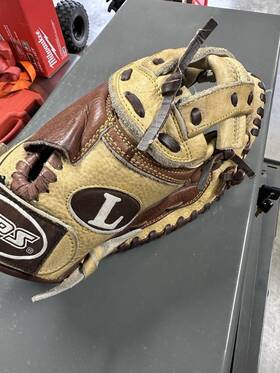 205y Louisville Slugger Fpa 29.5 Inch Fast Pitch Catchers Mitt